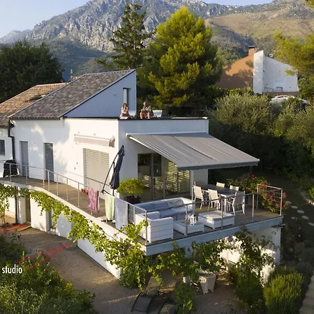 Apartament 456 Chemin De La Pinede Mentona