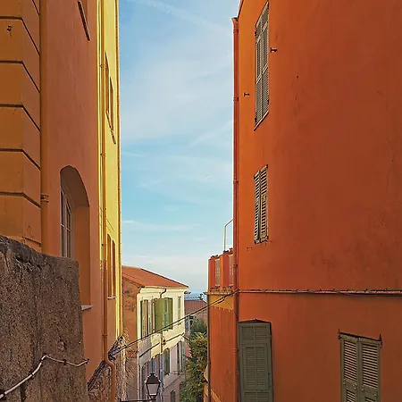 456 Chemin De La Pinède * Menton