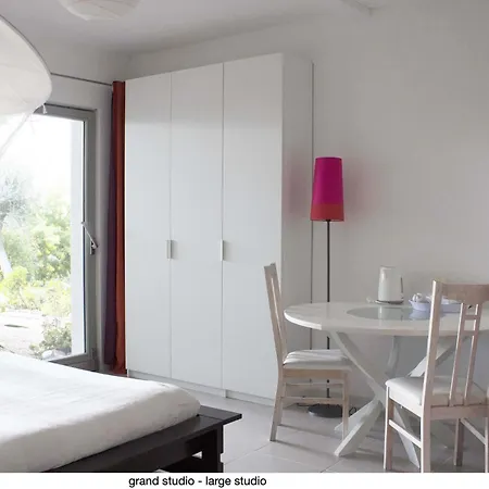 Appartement 456 Chemin De La Pinède Menton